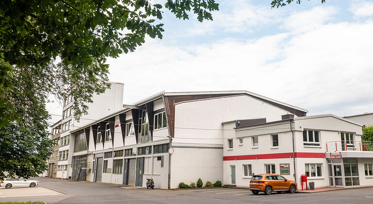 Firmengebäude der romwell GmbH & Co. KG in Breitscheidt